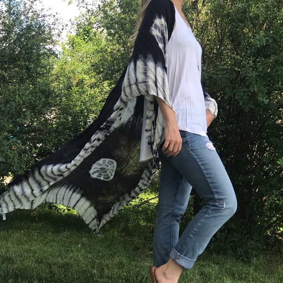 Long Navy Blue Tye Die Wrap Cape - Picture 2 of 7